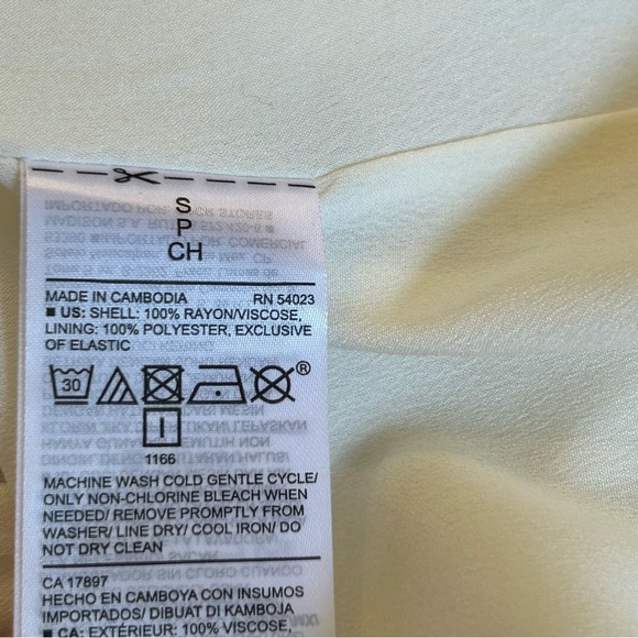 NEW Old Navy Floral Maxi Dress Spaghetti Straps Smocked w/Pockets - Picture 11 of 12